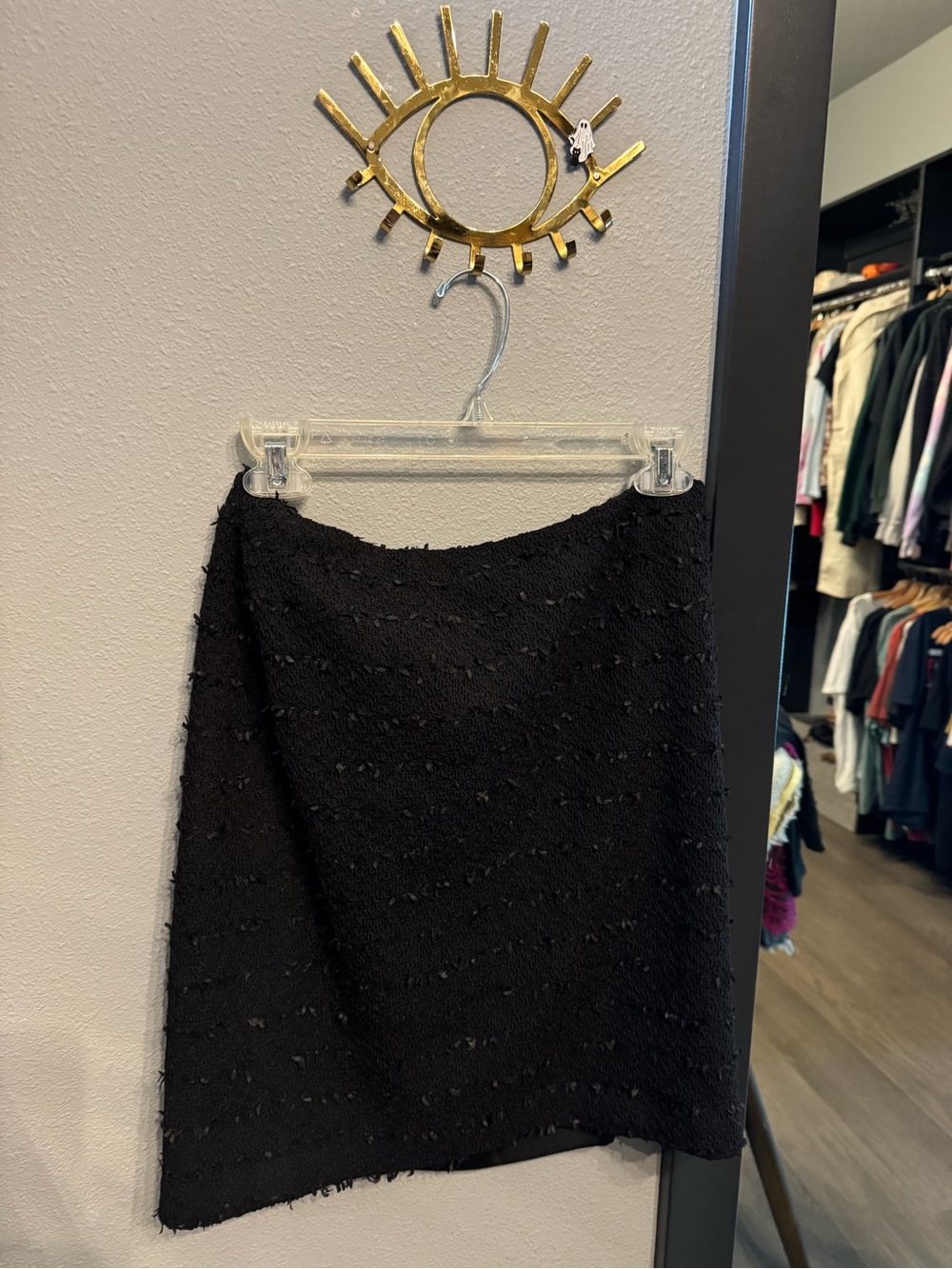 90’s Y2K Designer Textured Chic Black Mini Skirt 🖤 - Picture 4 of 6